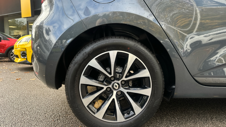 Renault Clio 1.0 TCe 90 Iconic 5dr Petrol Hatchback